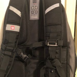 FuL Backpack with Audio, laptop AND tablet pockets